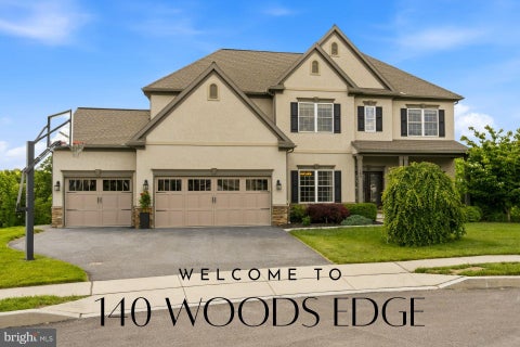 Photo of 140 Woods Edge Drive, HUMMELSTOWN, PA 17036 (MLS # PADA2060636)