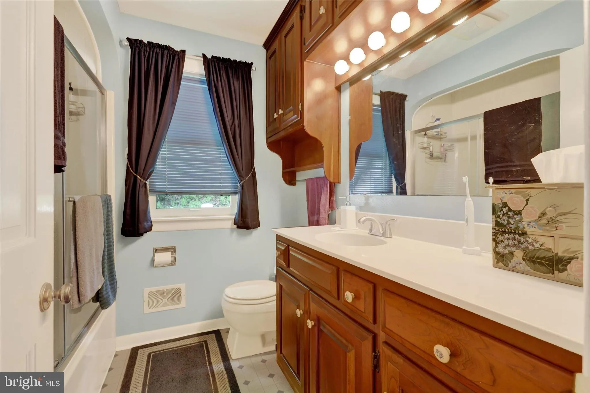 Hanover, Pennsylvania 17331, United States, 3 Bedrooms Bedrooms, ,2 BathroomsBathrooms,Residential,Active,129897