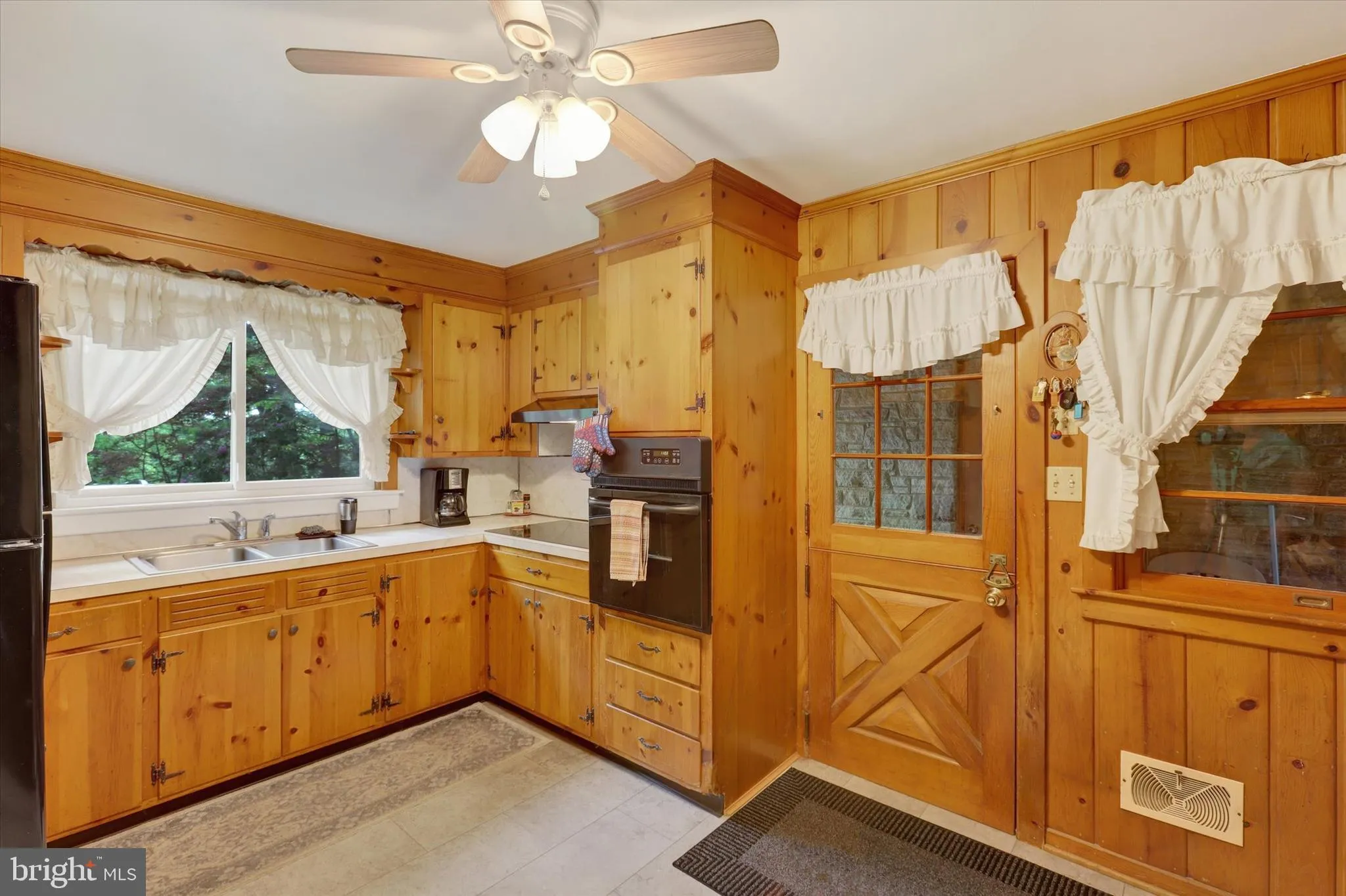 Hanover, Pennsylvania 17331, United States, 3 Bedrooms Bedrooms, ,2 BathroomsBathrooms,Residential,Active,129897