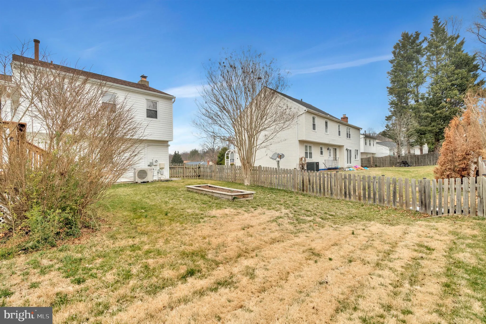 Springfield, Virginia 22153, United States, 3 Bedrooms Bedrooms, ,3 BathroomsBathrooms,Residential,Contingent,83893