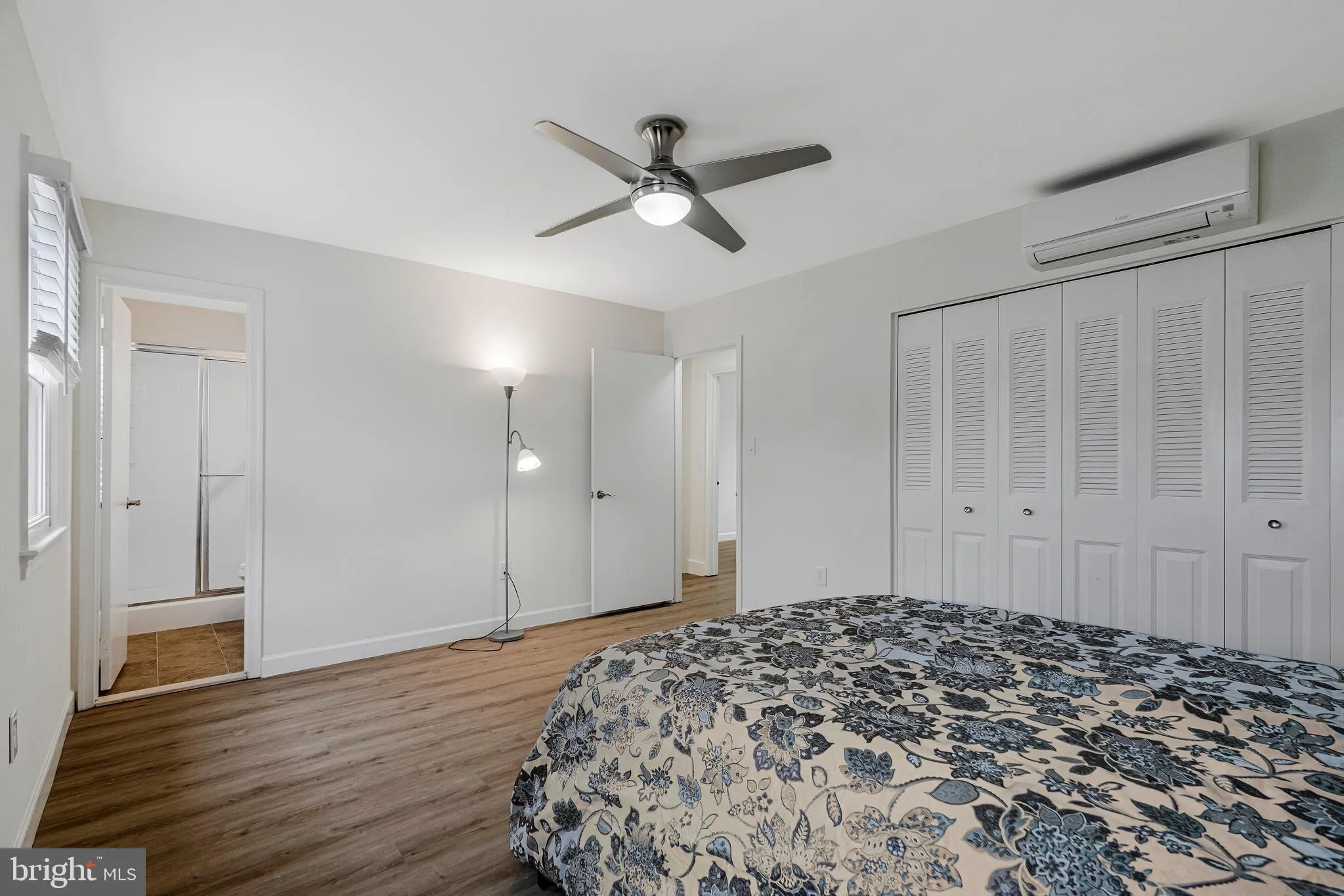 Springfield, Virginia 22153, United States, 3 Bedrooms Bedrooms, ,3 BathroomsBathrooms,Residential,Contingent,83893