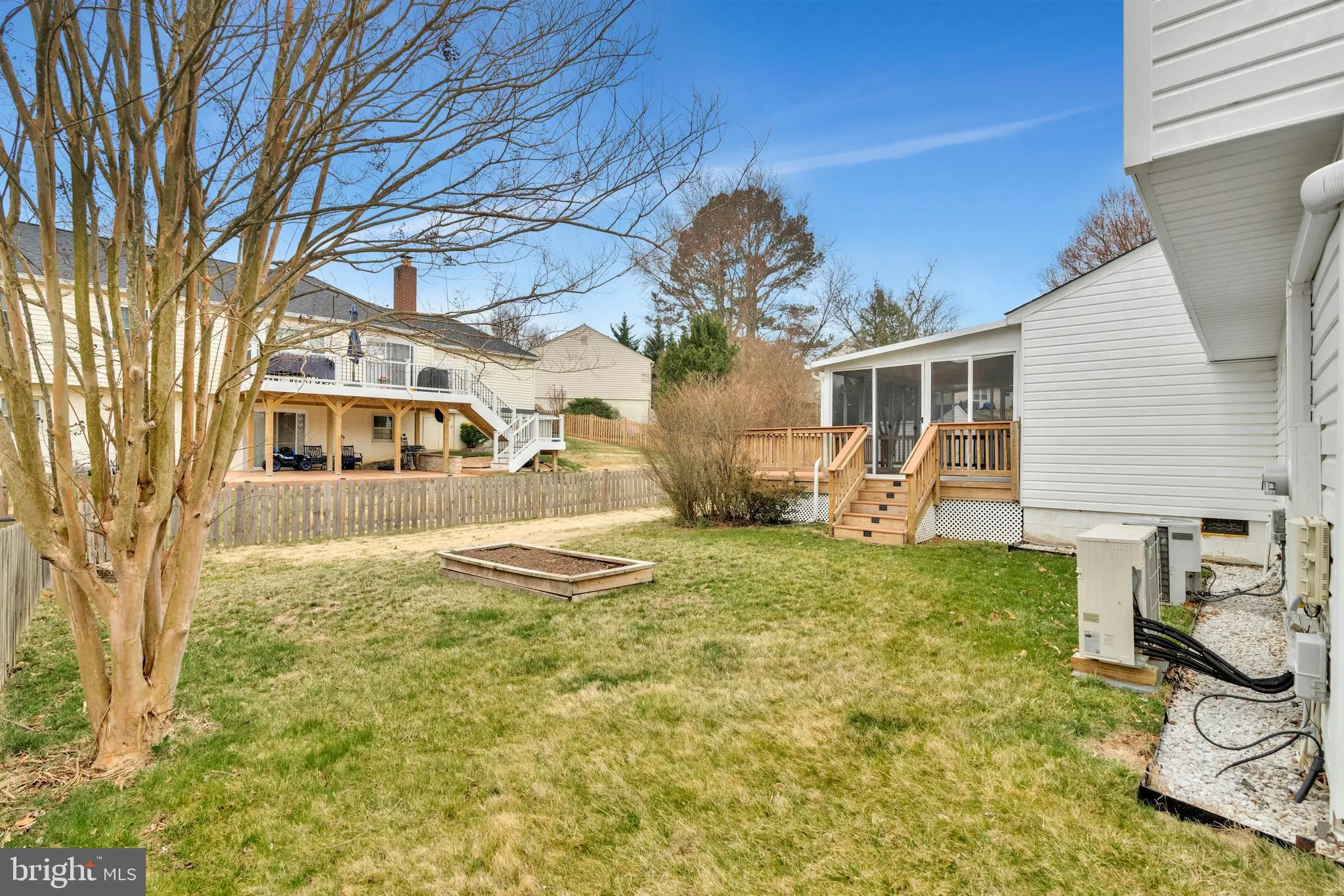 Springfield, Virginia 22153, United States, 3 Bedrooms Bedrooms, ,3 BathroomsBathrooms,Residential,Contingent,83893