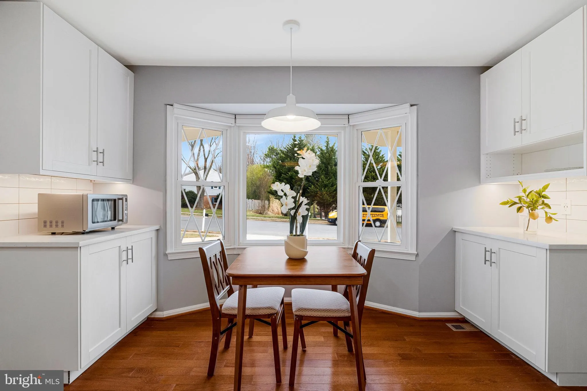 Springfield, Virginia 22153, United States, 3 Bedrooms Bedrooms, ,3 BathroomsBathrooms,Residential,Contingent,83893