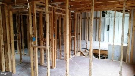 BRITINAY - Residential