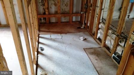 BRITINAY - Residential