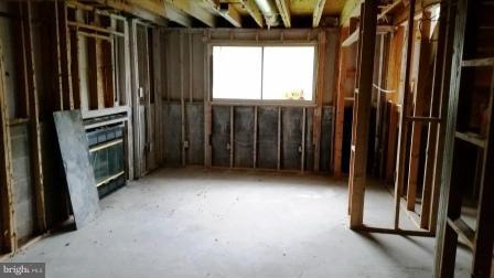 BRITINAY - Residential