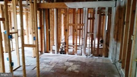 BRITINAY - Residential