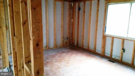 BRITINAY - Residential