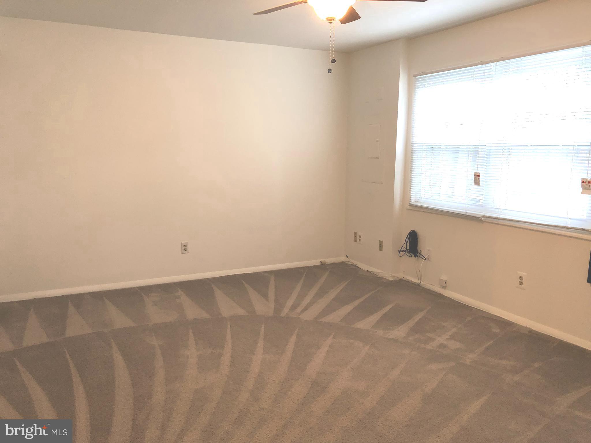 COURTS OF TYSONS - Residential Lease