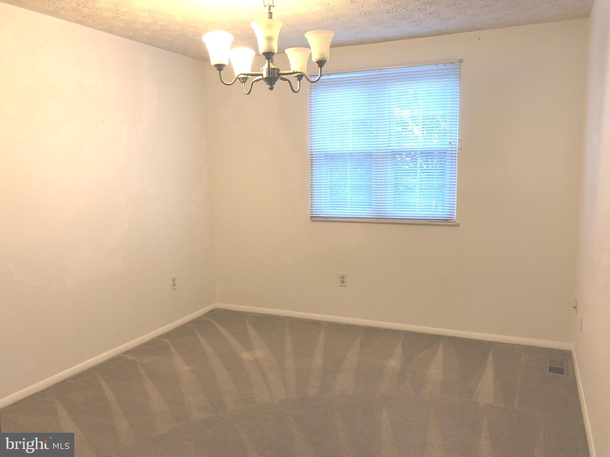 COURTS OF TYSONS - Residential Lease