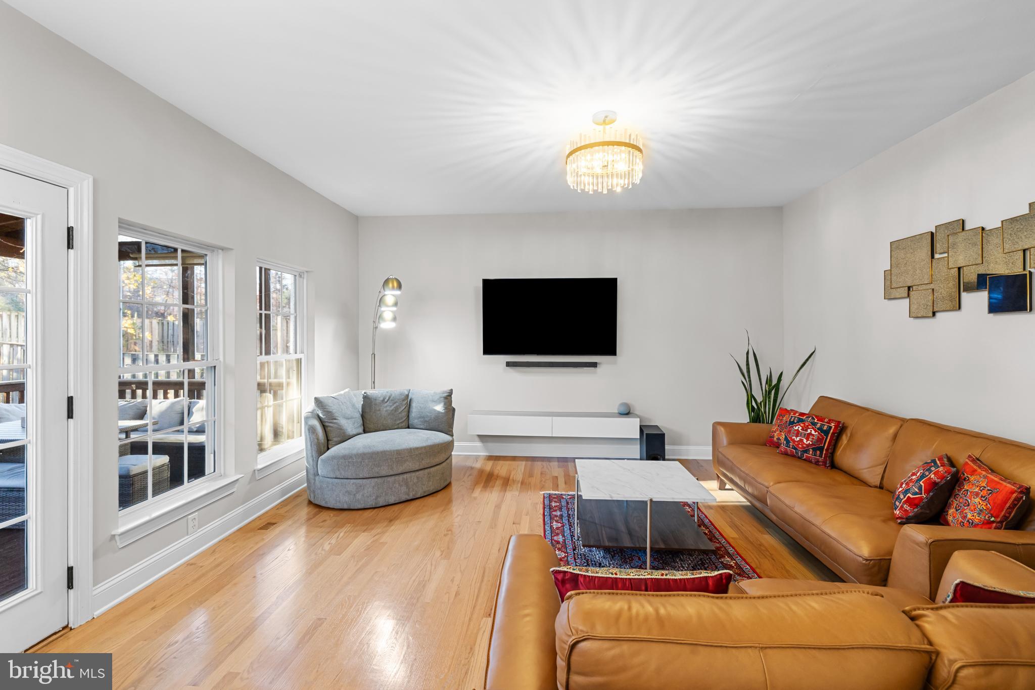 ASHLEIGH - Residential