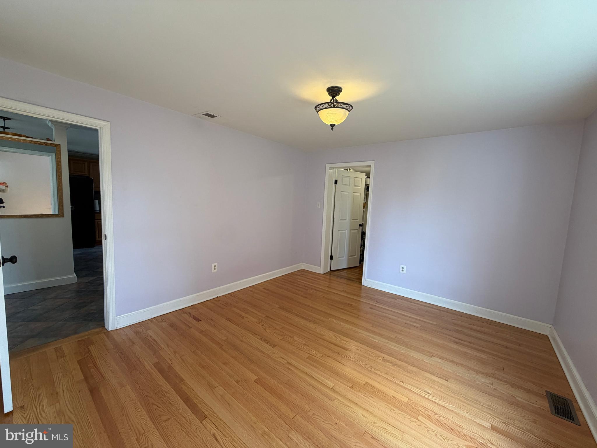 MILTON VALLEY - Residential