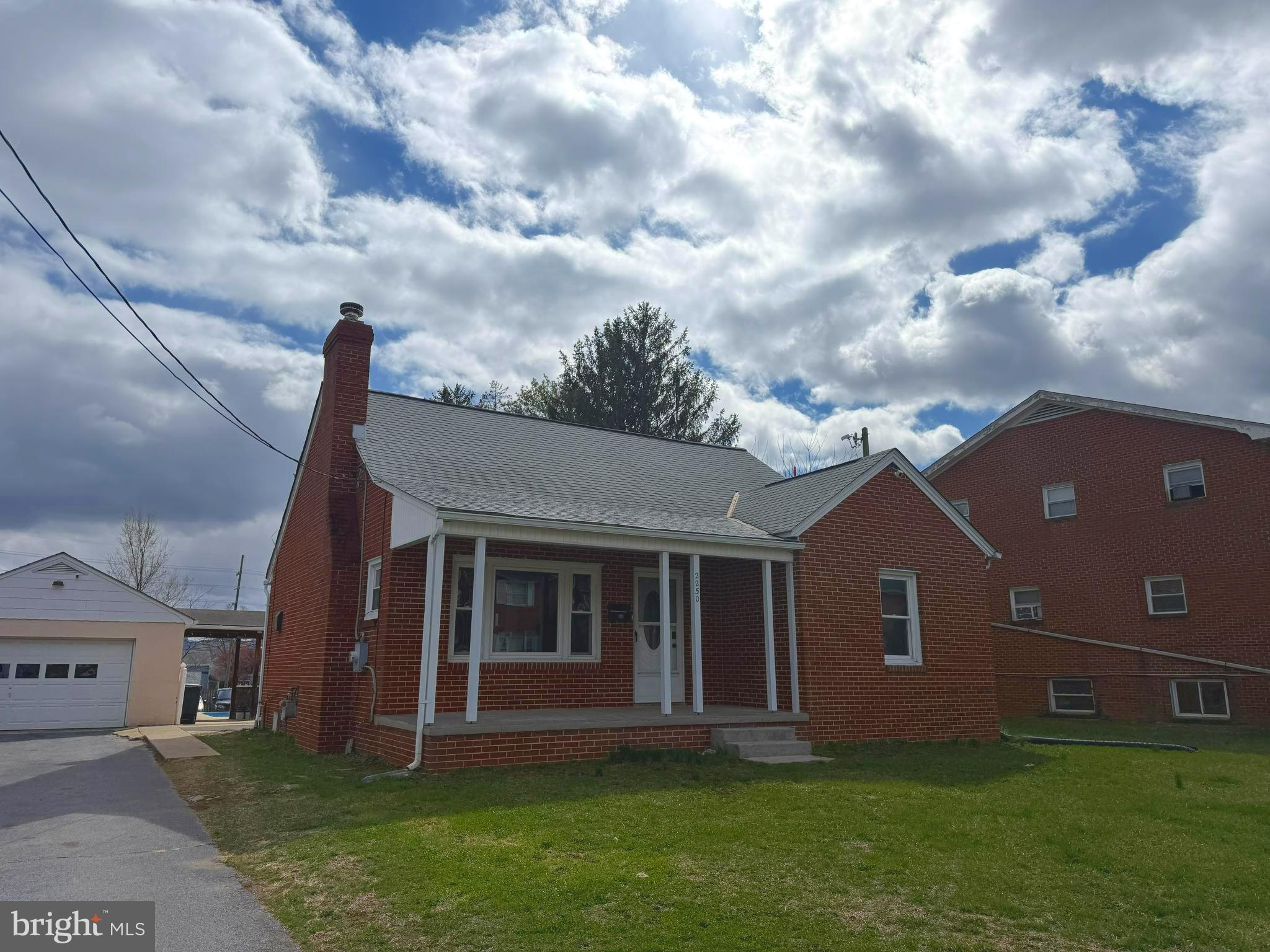 MILTON VALLEY - Residential