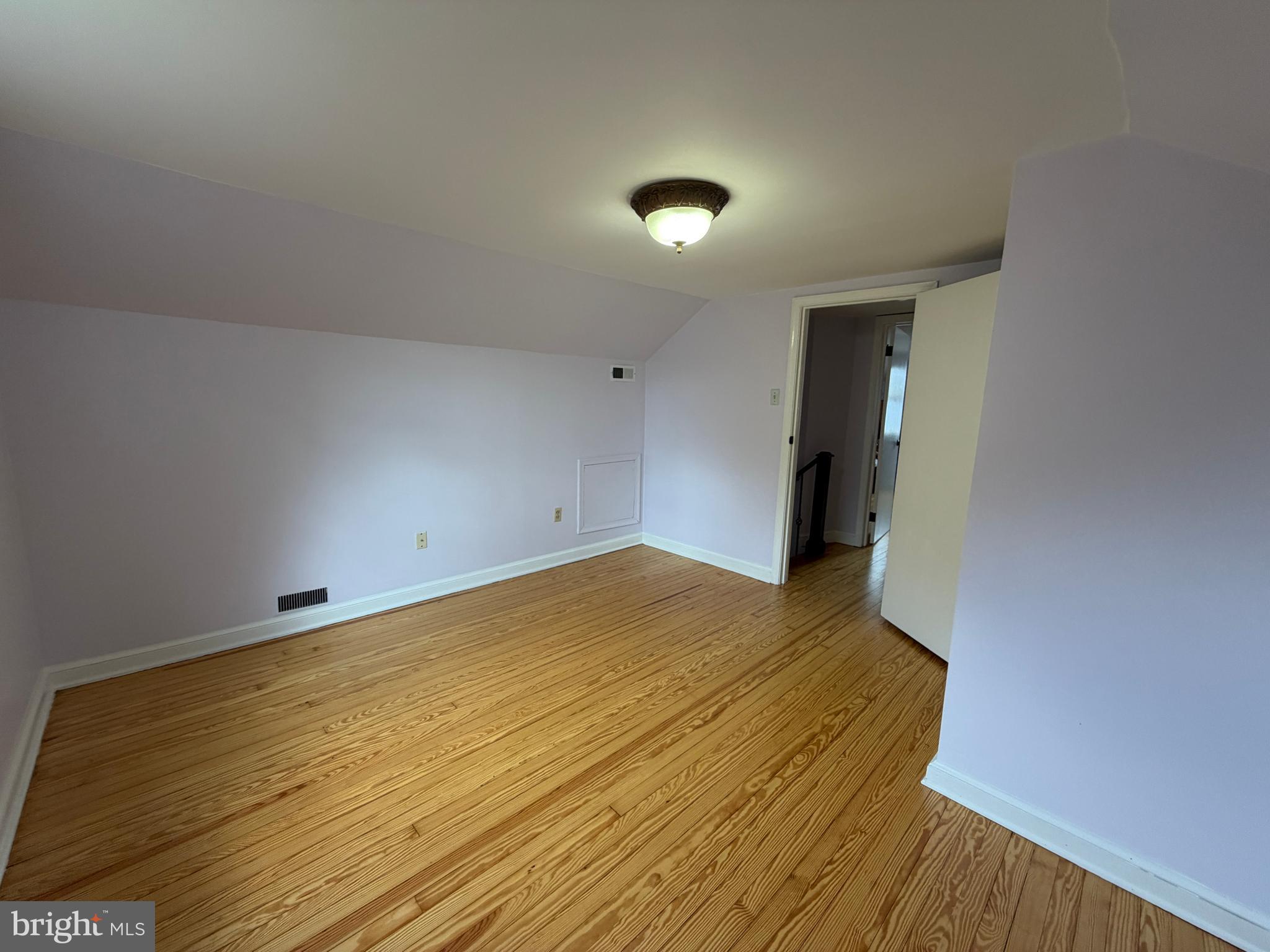 MILTON VALLEY - Residential