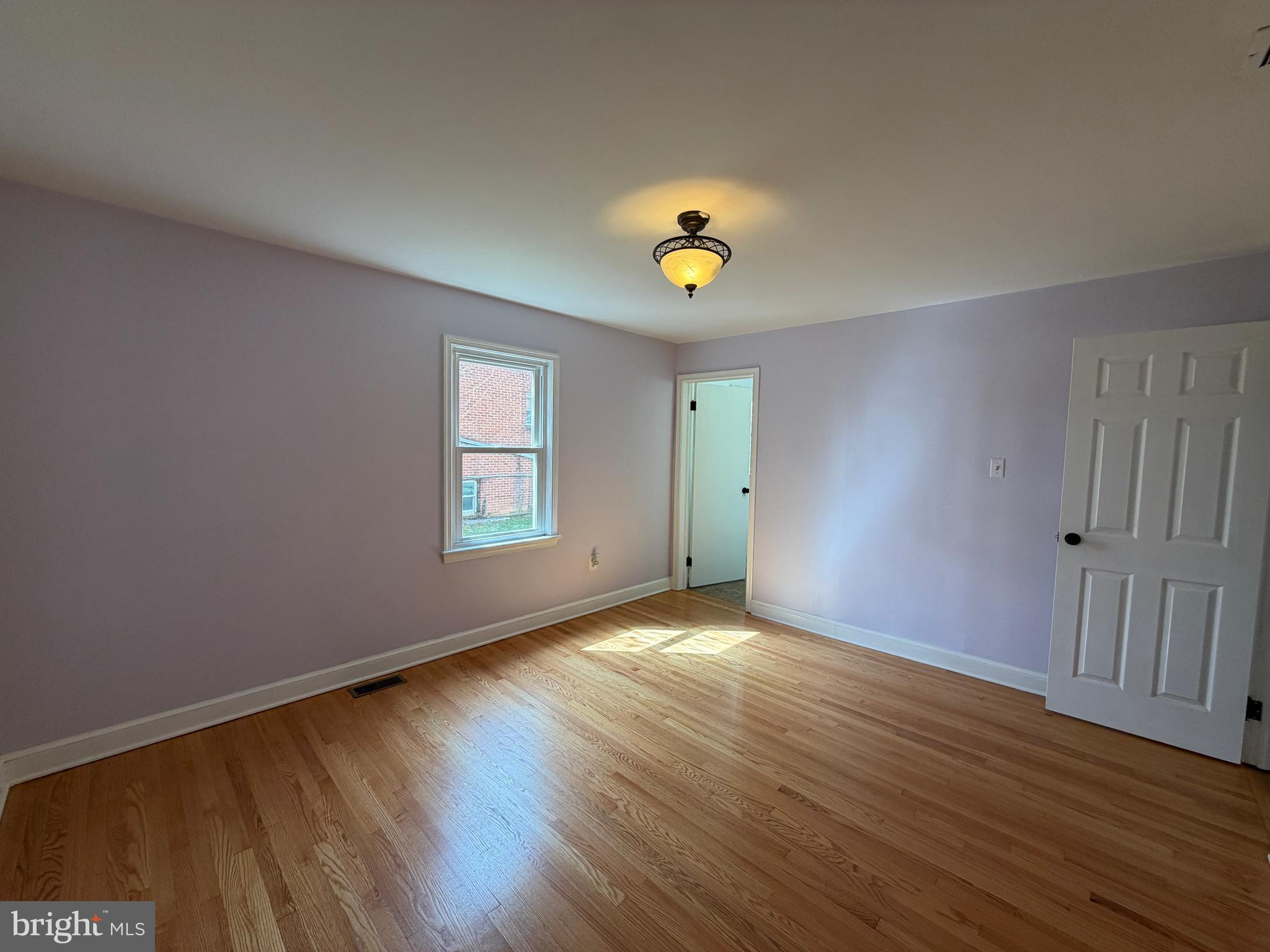 MILTON VALLEY - Residential