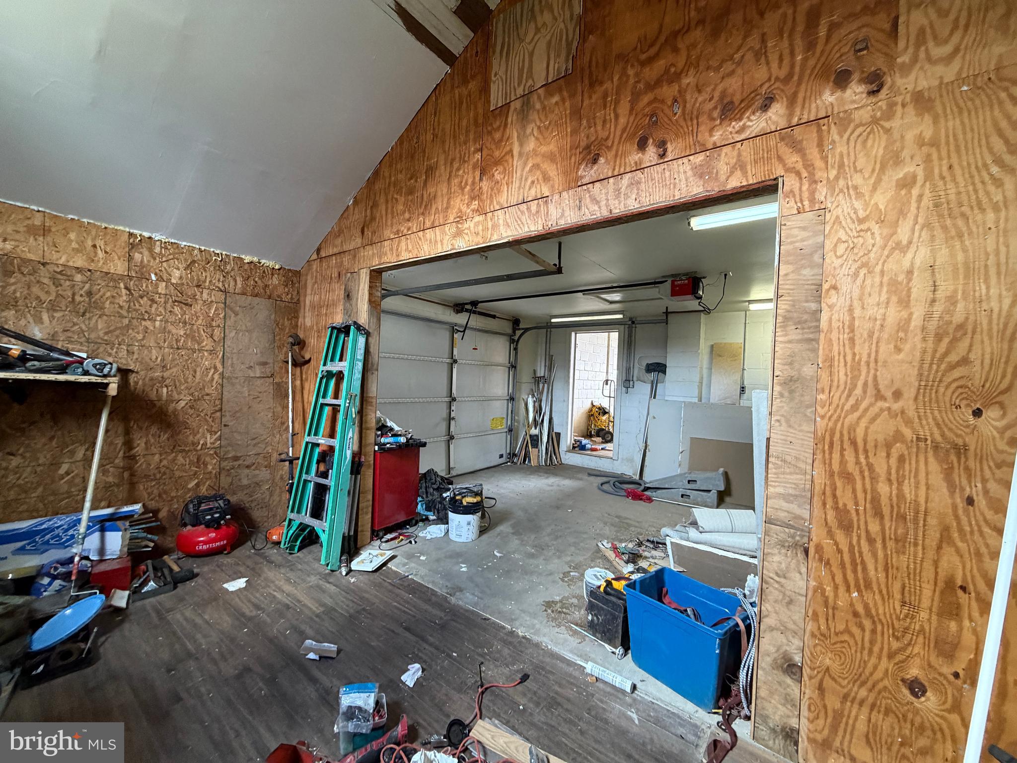 MILTON VALLEY - Residential