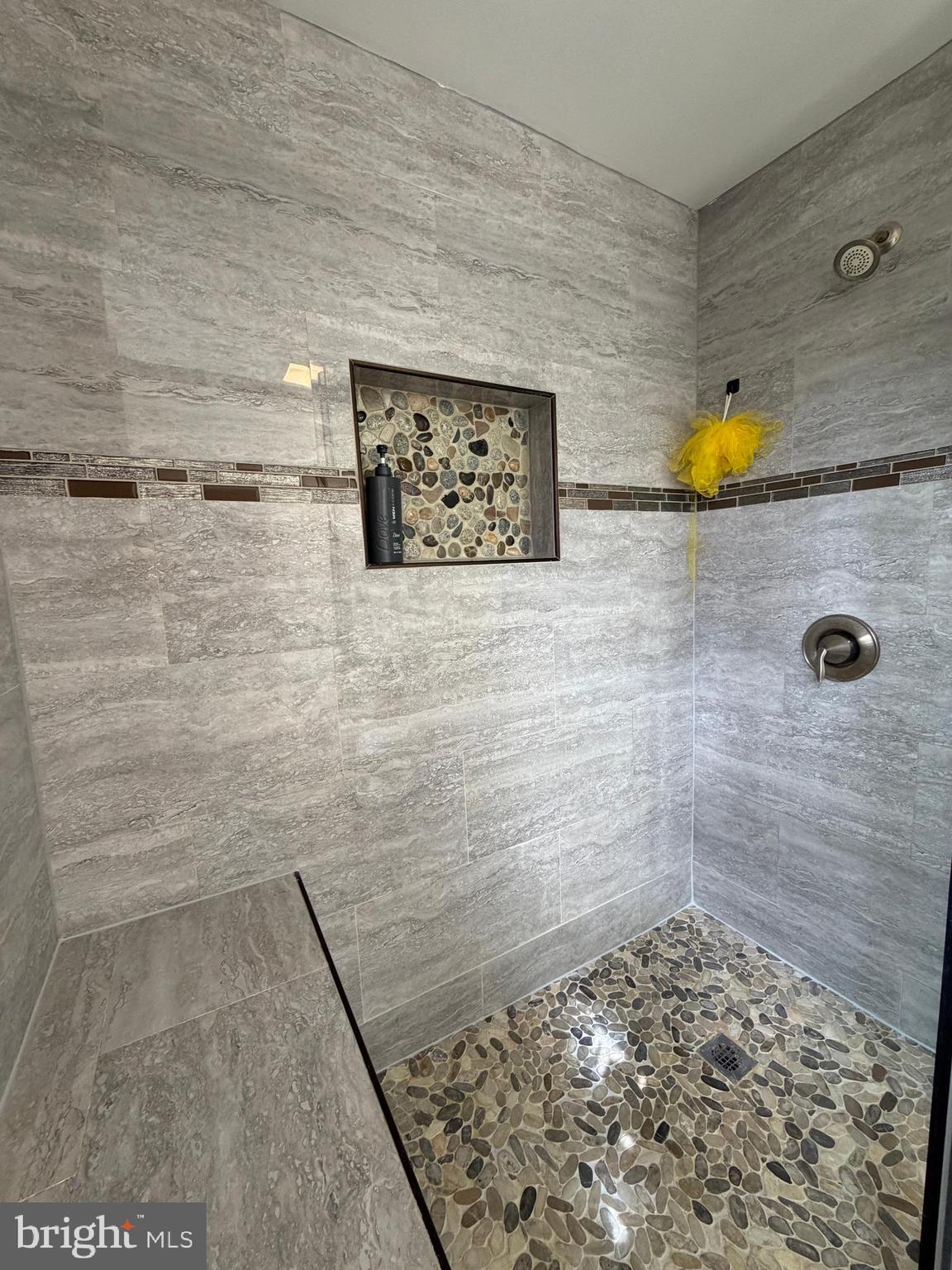 MILTON VALLEY - Residential