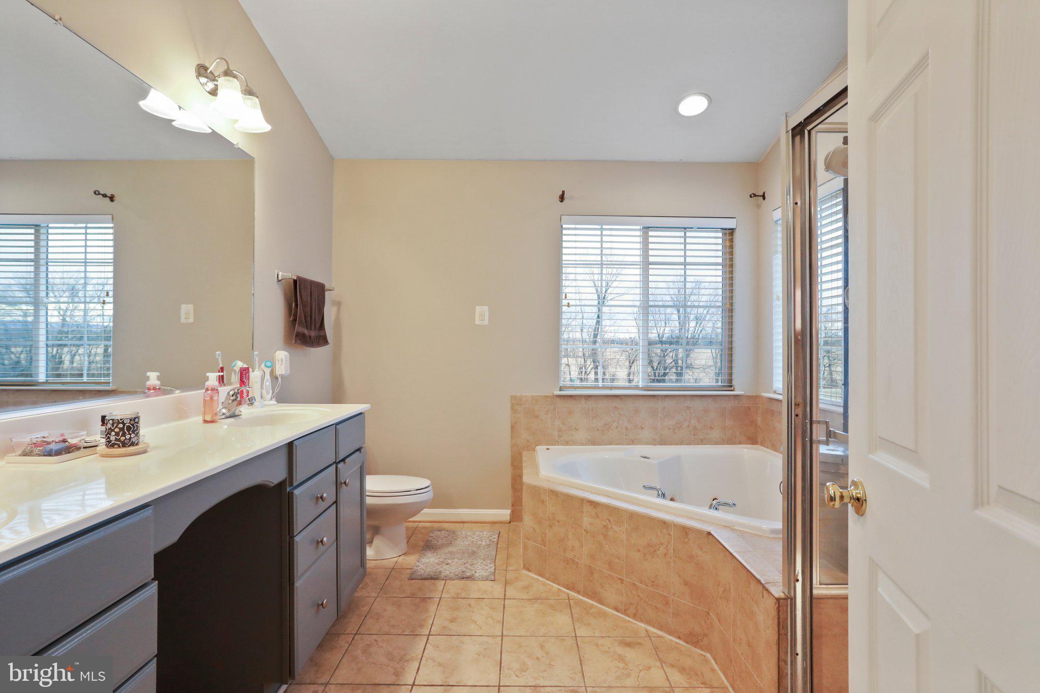 DEMORY FARM - Residential