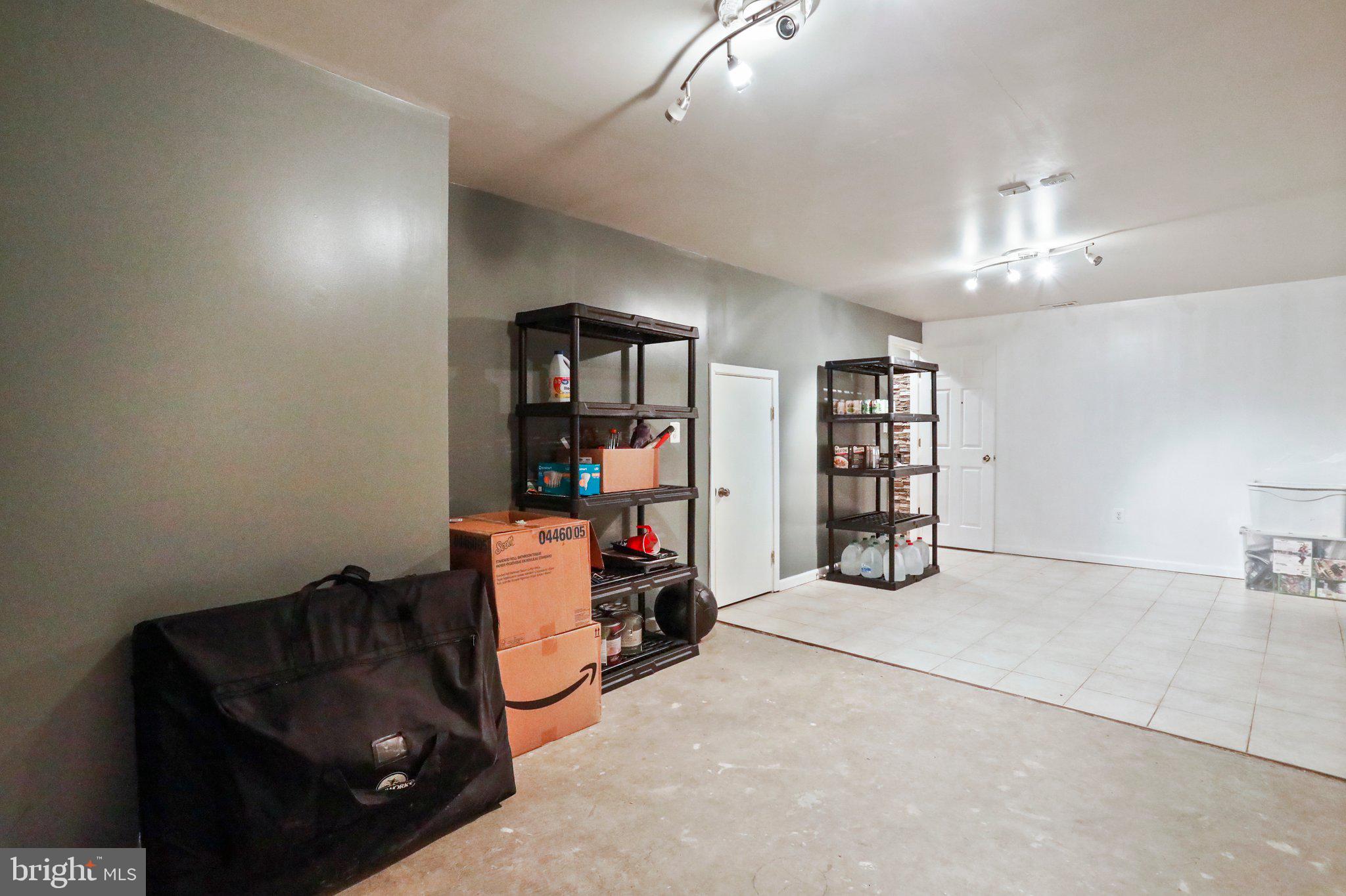 DEMORY FARM - Residential