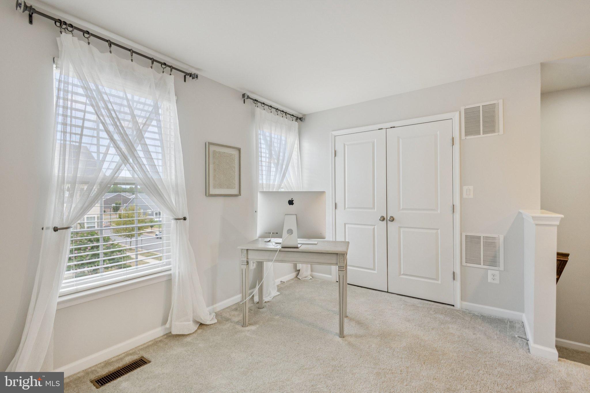 EMBREY MILL - Residential Lease