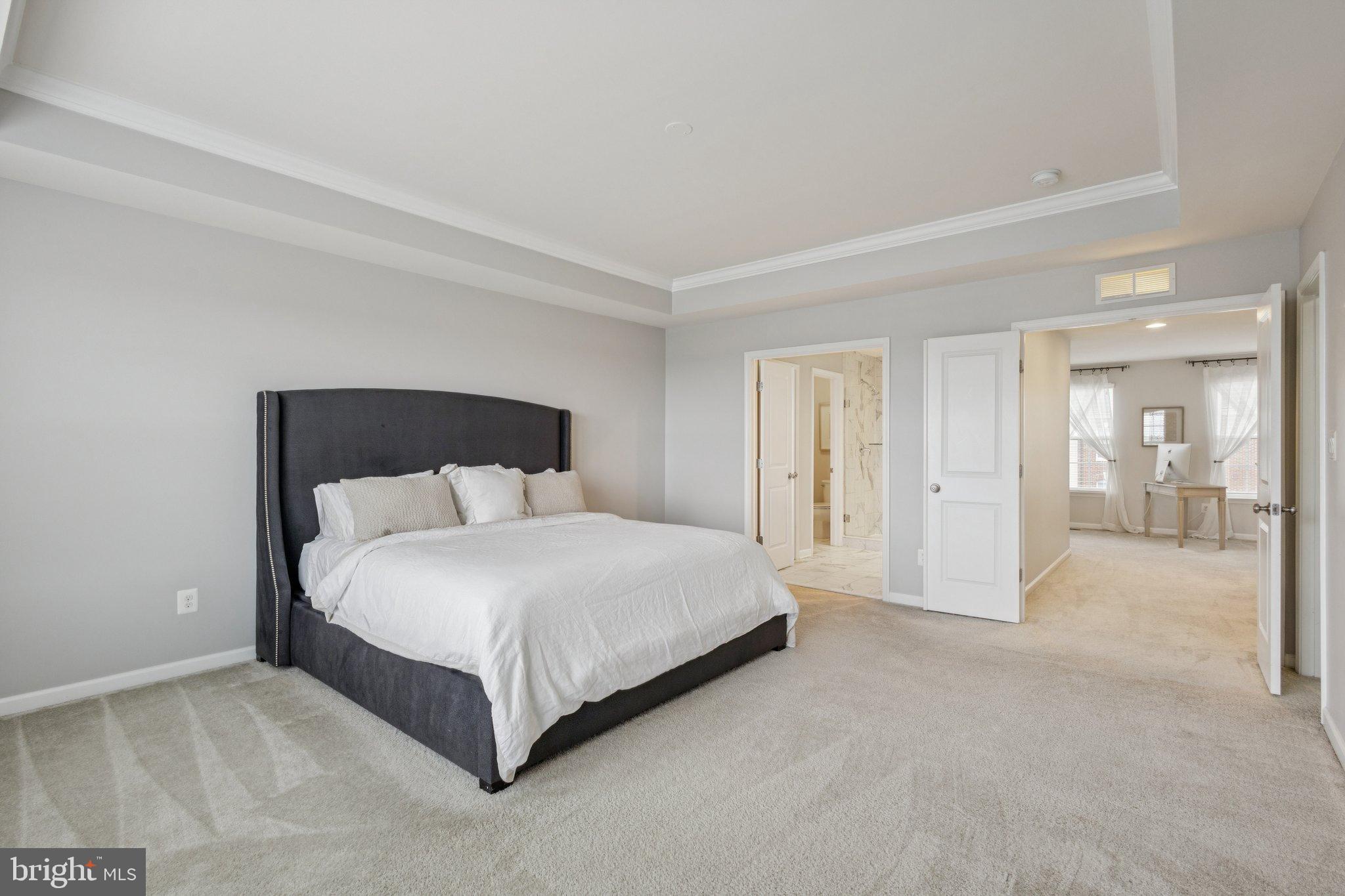 EMBREY MILL - Residential Lease