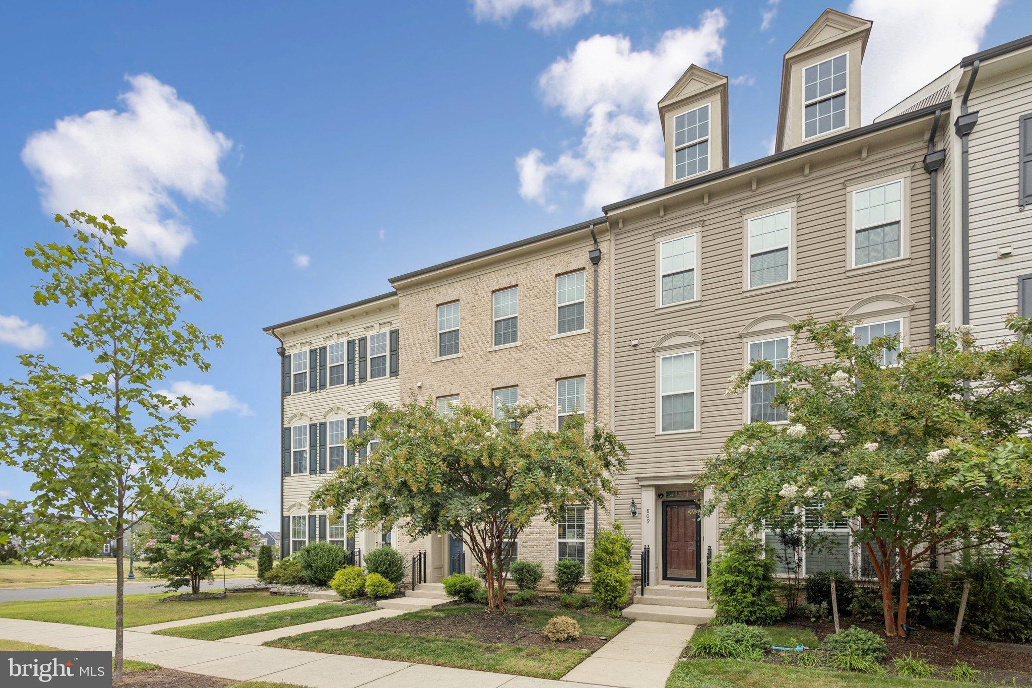 EMBREY MILL - Residential Lease