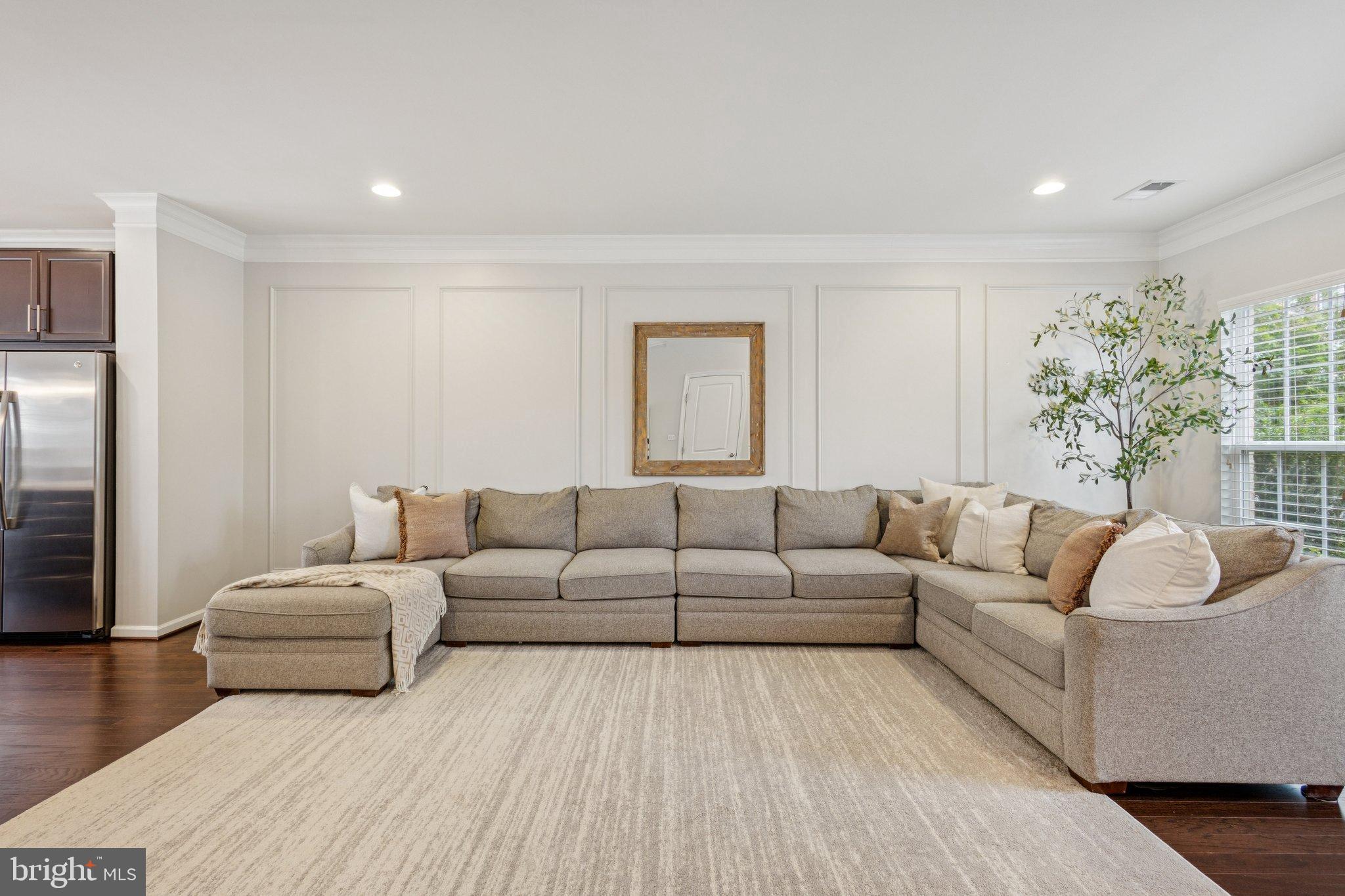 EMBREY MILL - Residential Lease