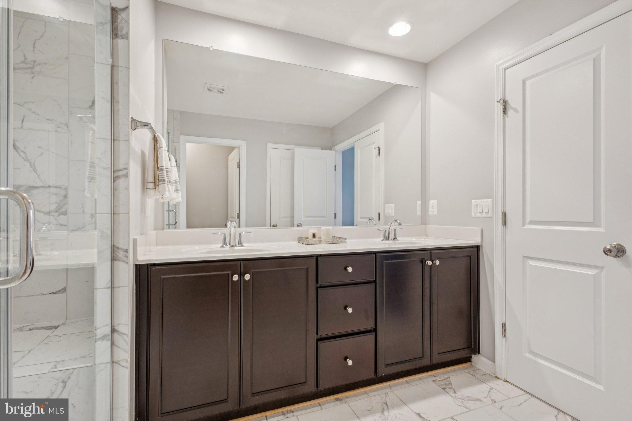 EMBREY MILL - Residential Lease