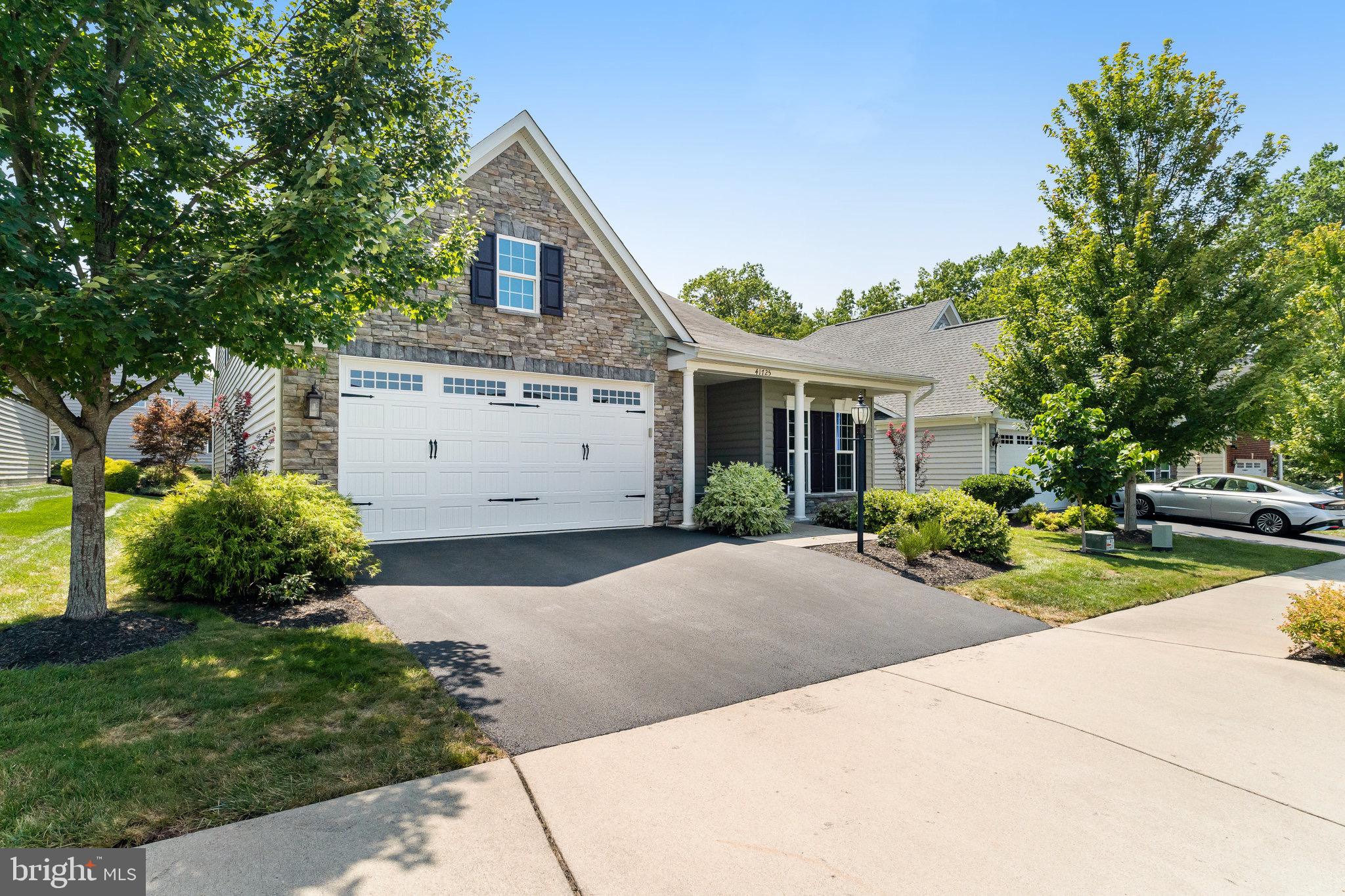 41725 MCCANDLESS COURT