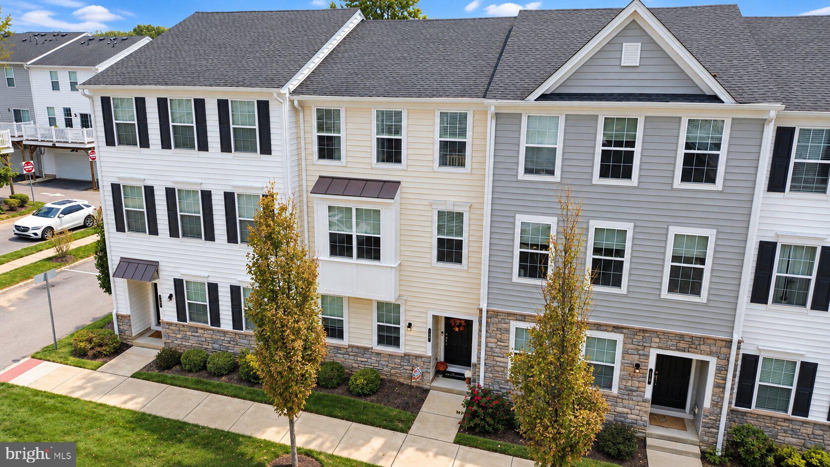14 MANCHESTER DRIVE