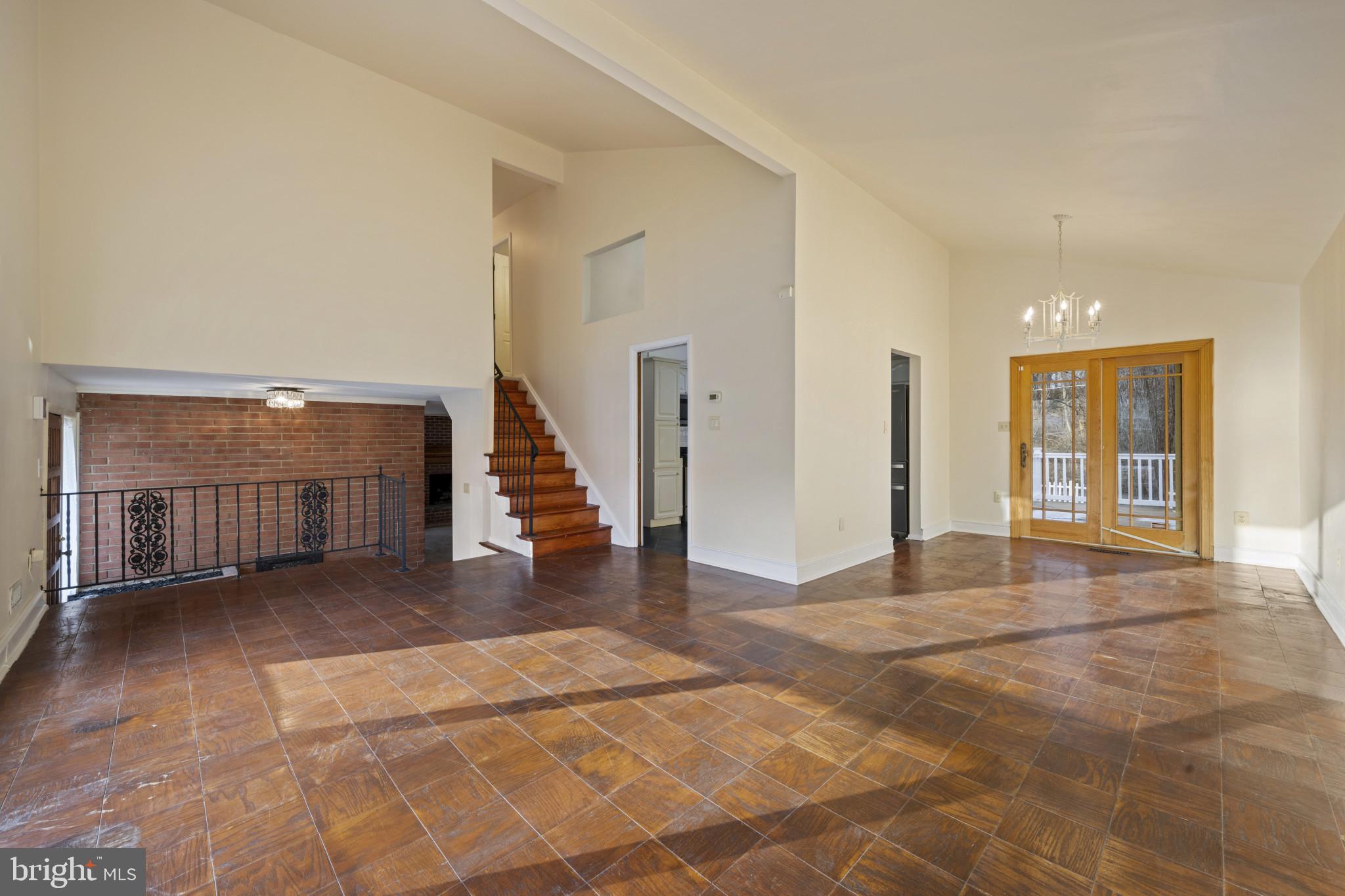 CROMWELL VALLEY - Residential