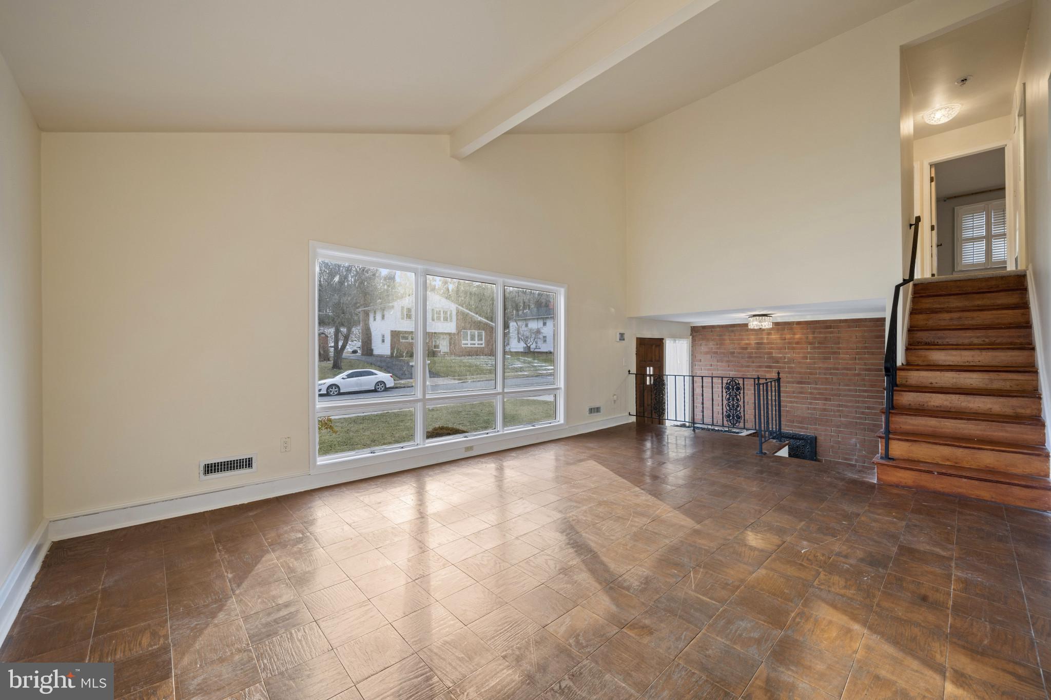 CROMWELL VALLEY - Residential