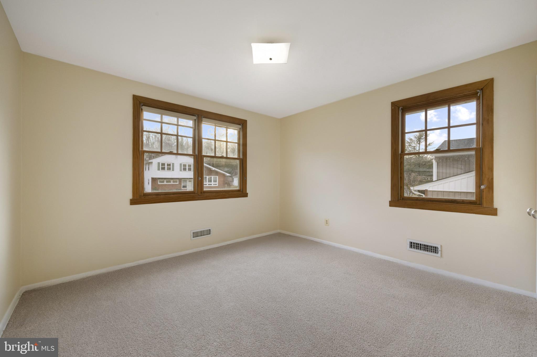 CROMWELL VALLEY - Residential