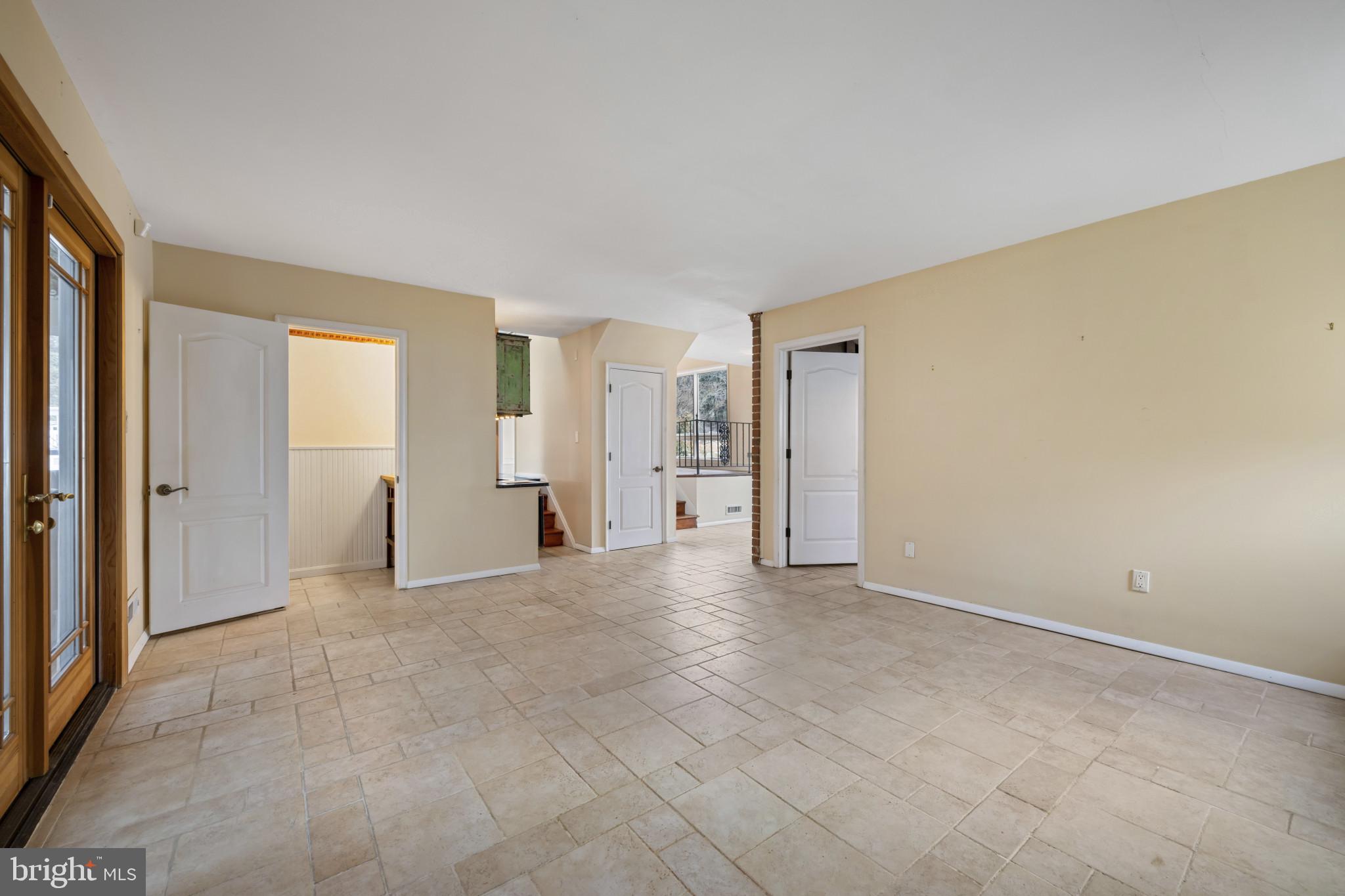 CROMWELL VALLEY - Residential