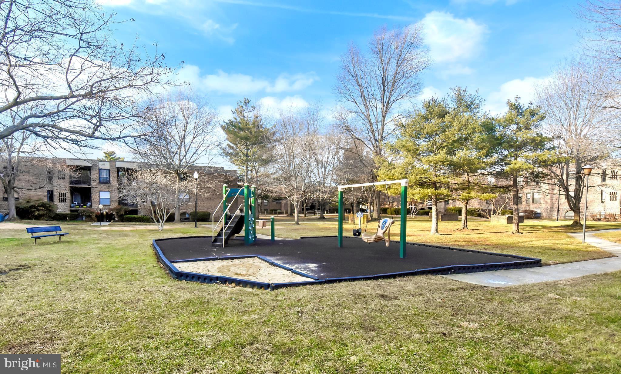 FAIRWINDS ON SEVERN - Residential