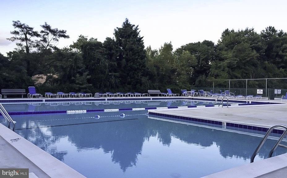 FAIRWINDS ON SEVERN - Residential