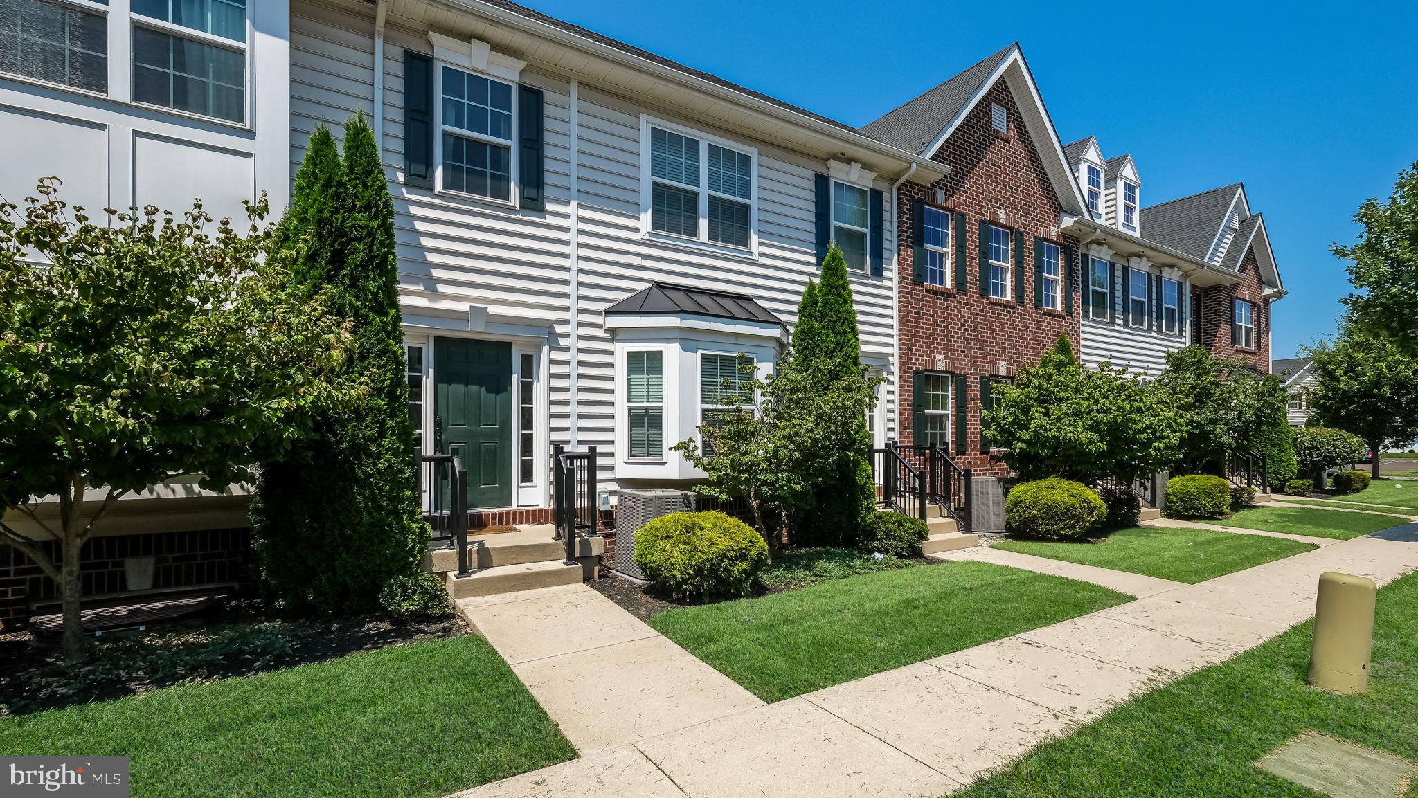 CARRIAGE HILL - Residential