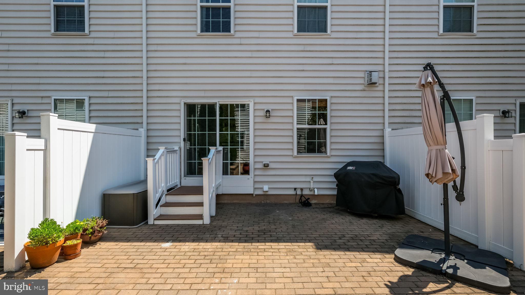 CARRIAGE HILL - Residential