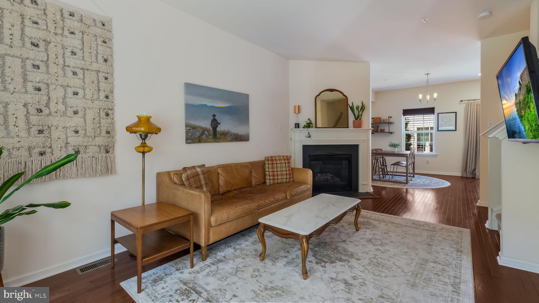 CARRIAGE HILL - Residential