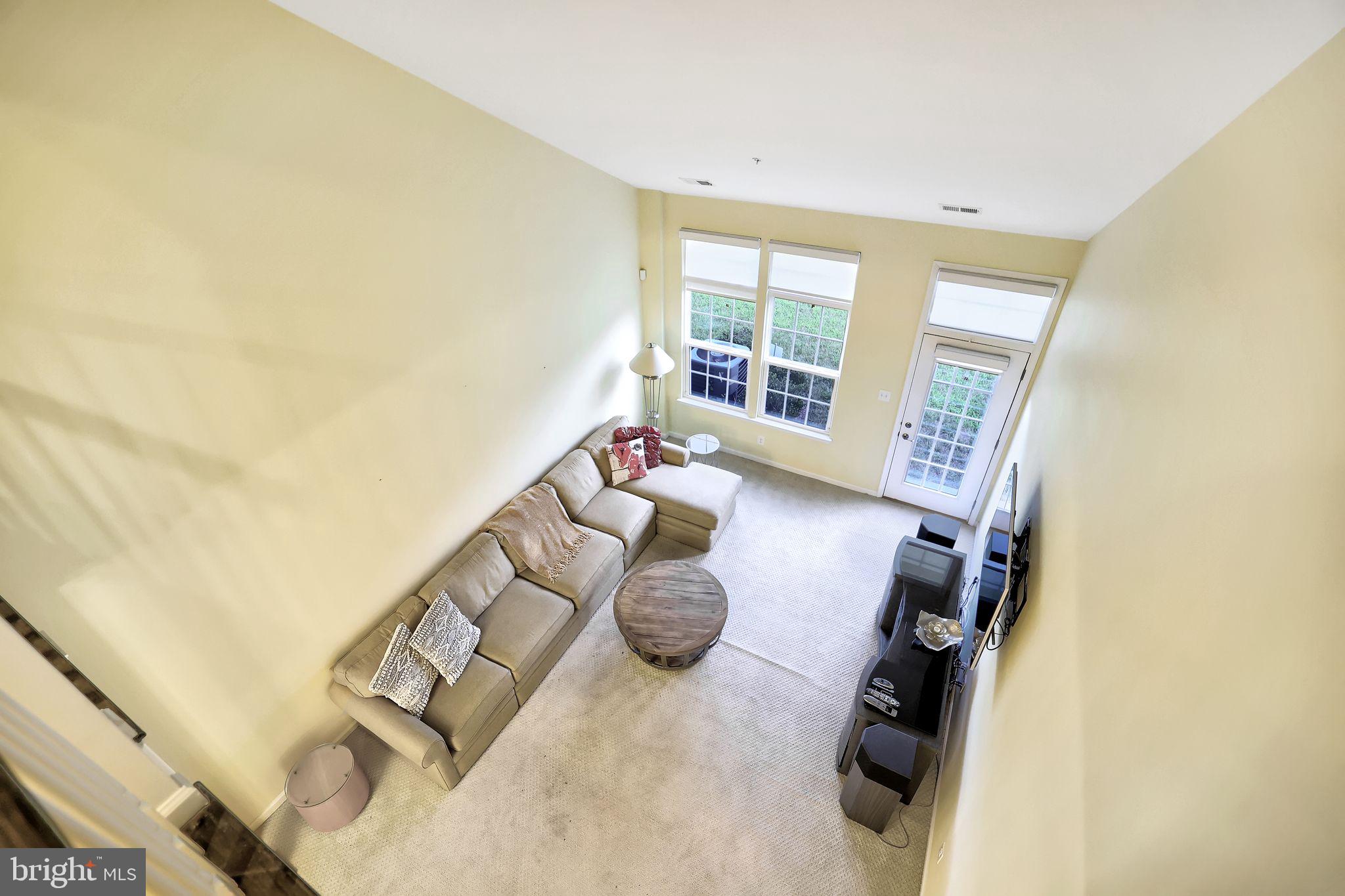 CENTRAL PARKE COLONIAL CHARLES - Residential