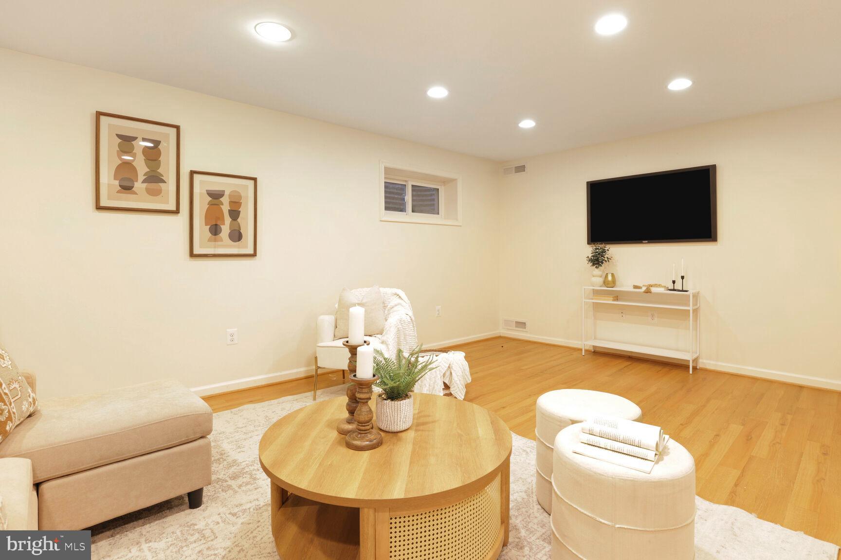 ECHO DALE - Residential