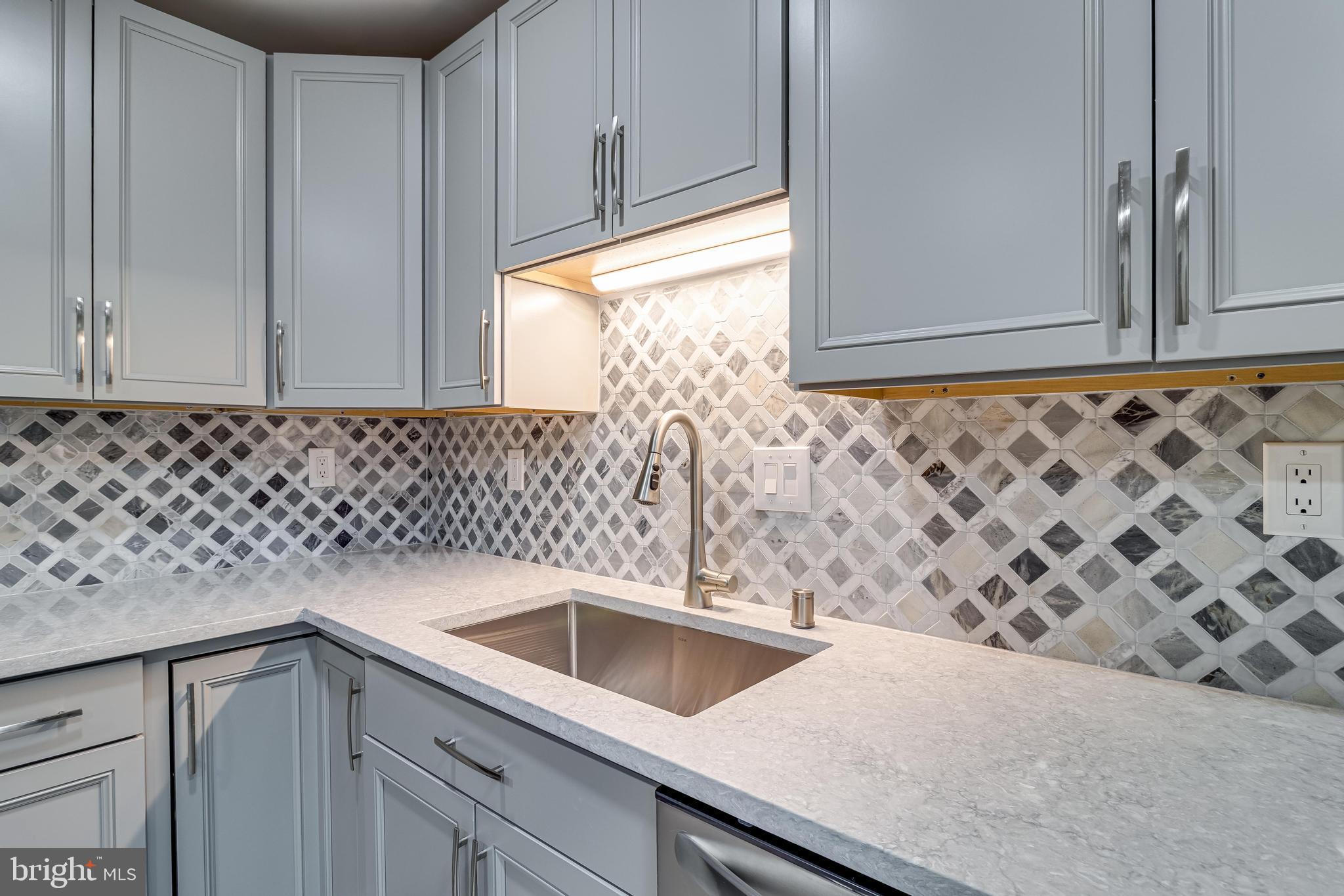 ST CHARLES LANCASTER - Residential Lease