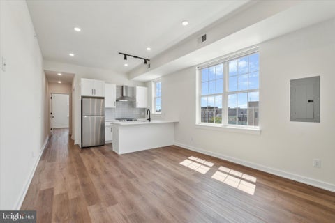Condo For Rent - 2513 N Howard Street #302<br/> Philadelphia County, PHILADELPHIA, PA 19133