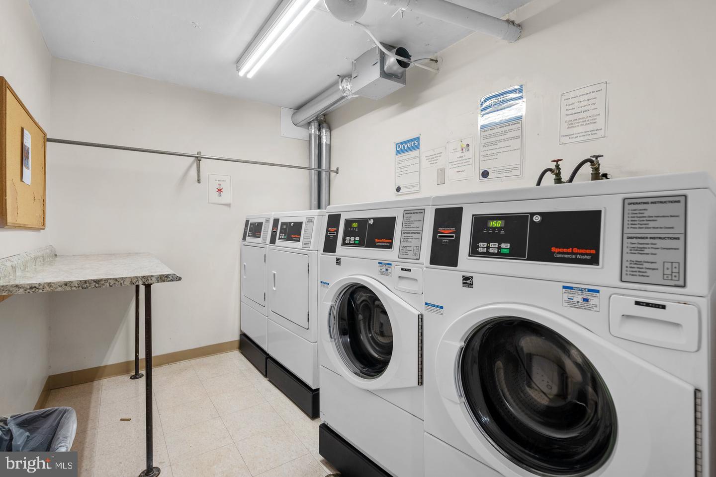 CHELSEA TOWERS - Residential