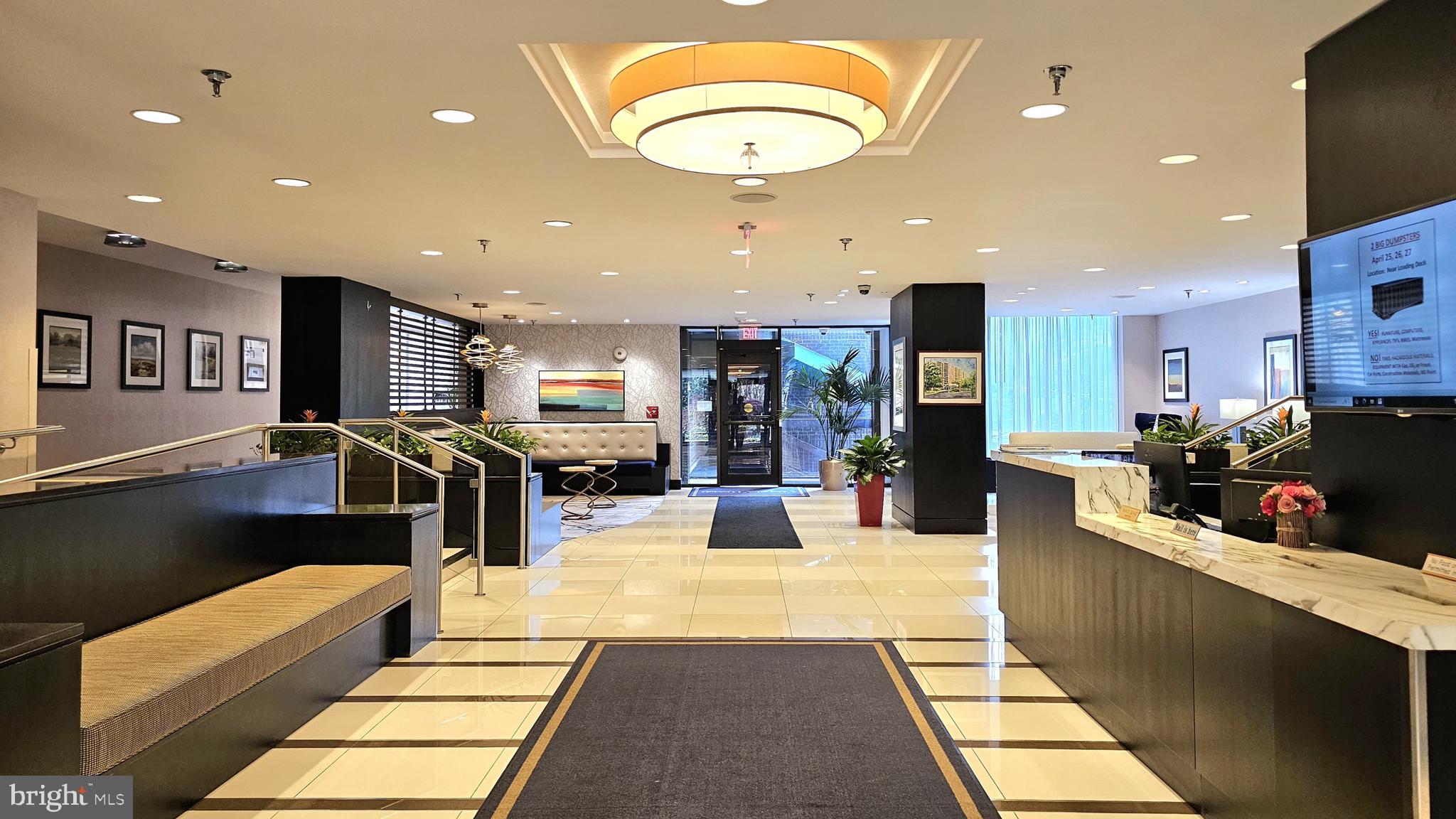 CHELSEA TOWERS - Residential