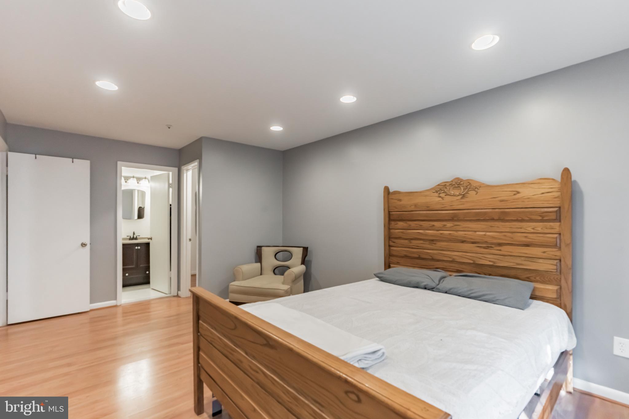 DEVON HILLS CONDO - Residential