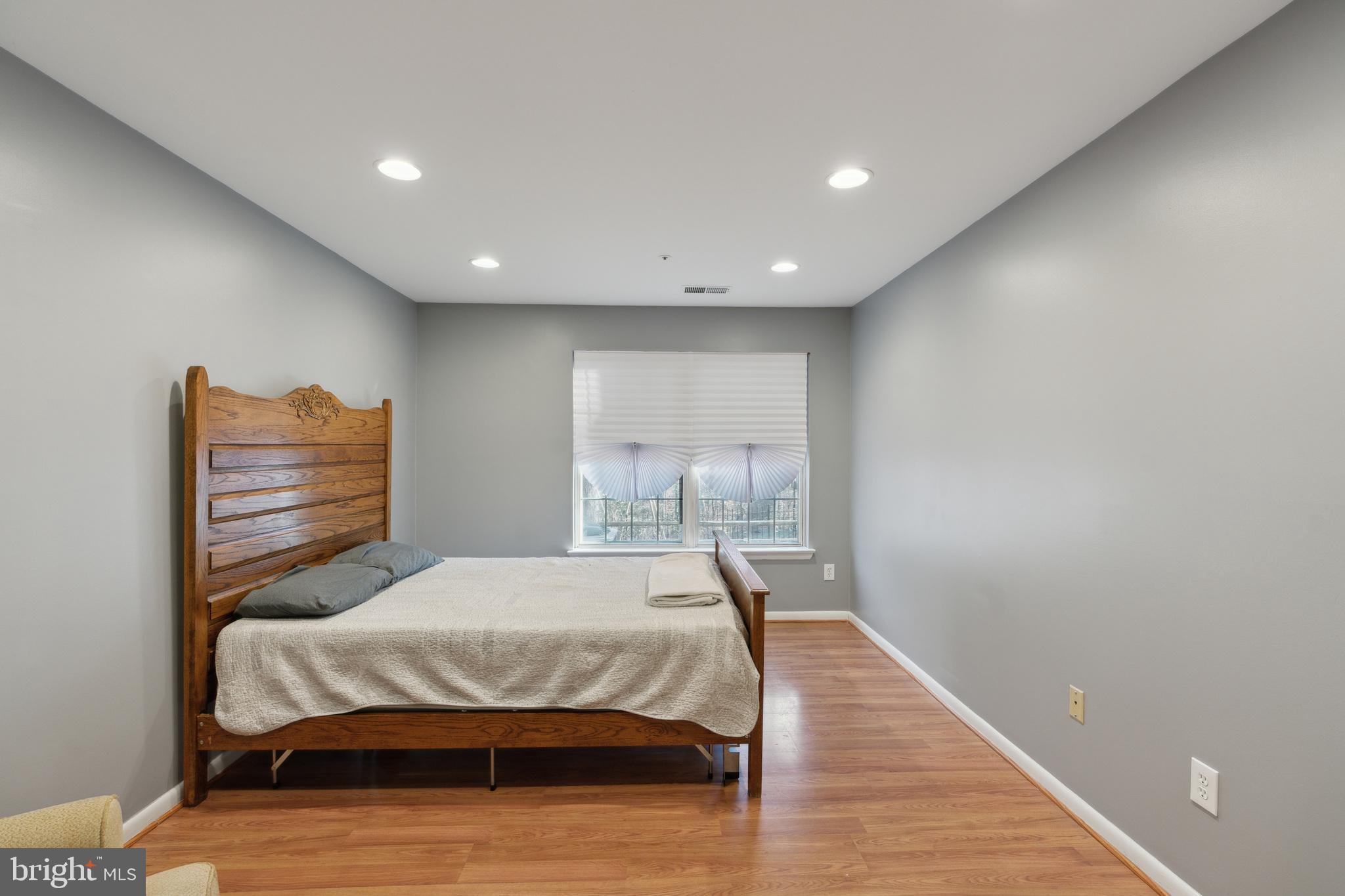 DEVON HILLS CONDO - Residential