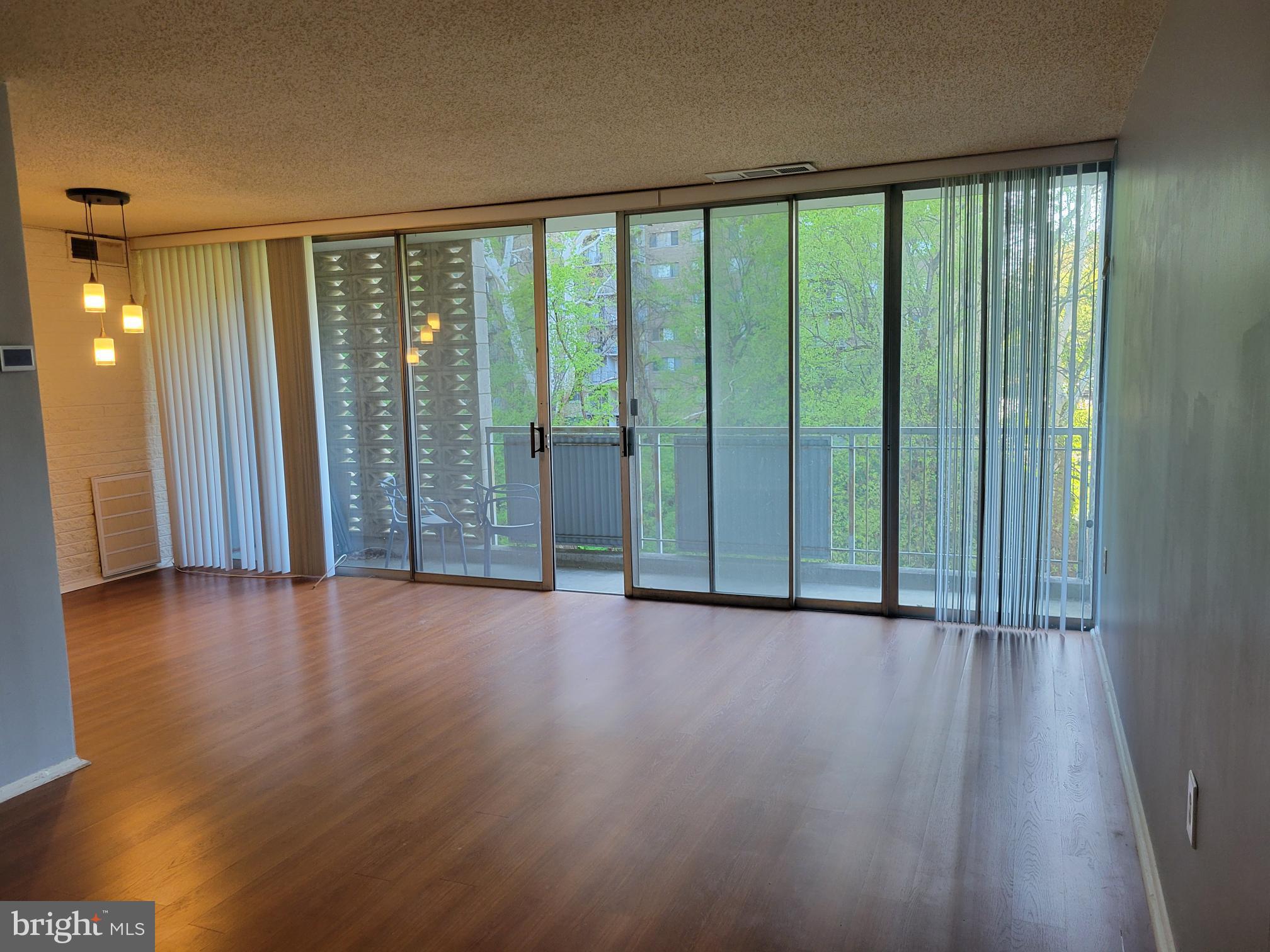 PRESIDENTIAL PARK - Residential