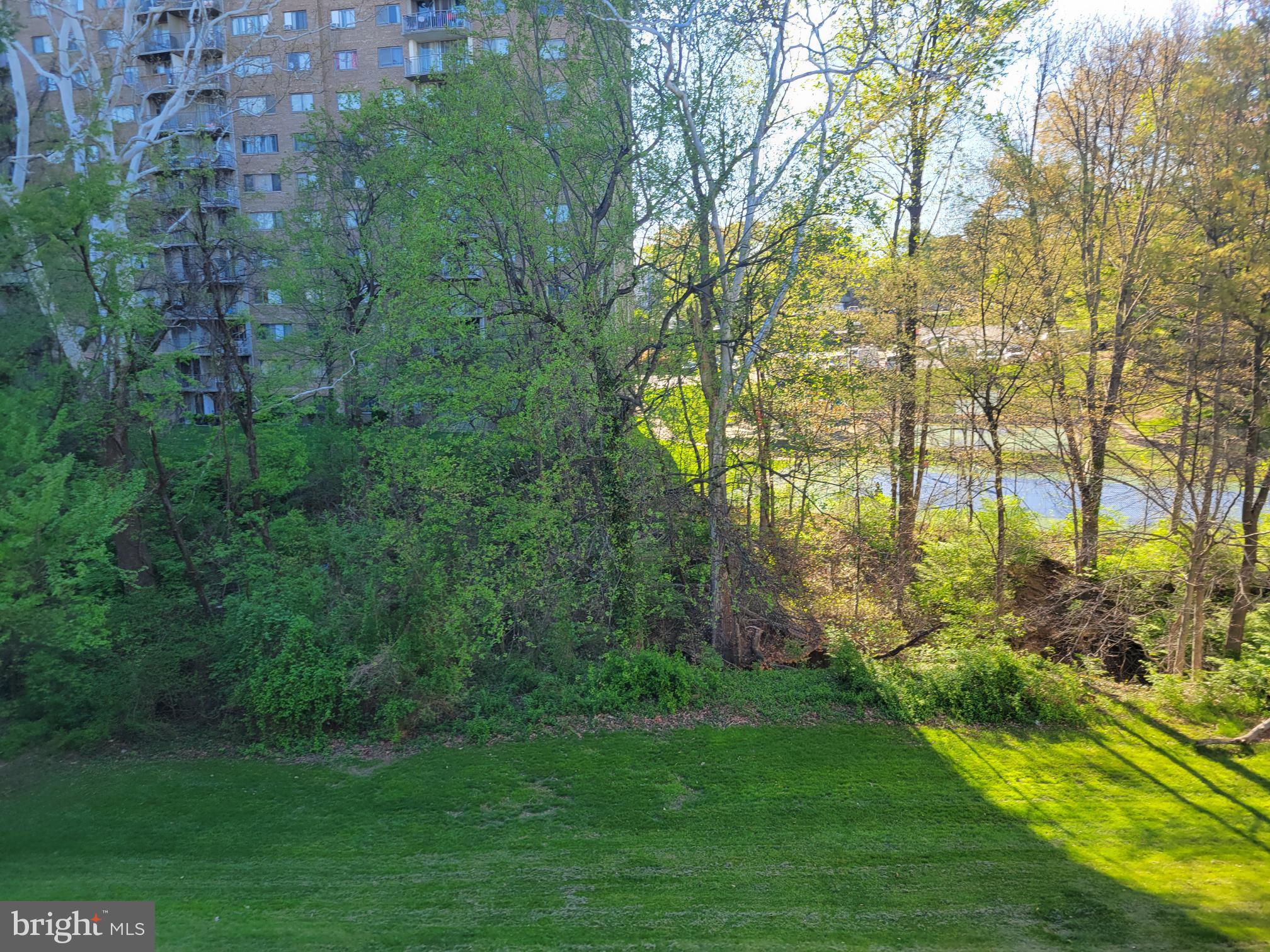 PRESIDENTIAL PARK - Residential