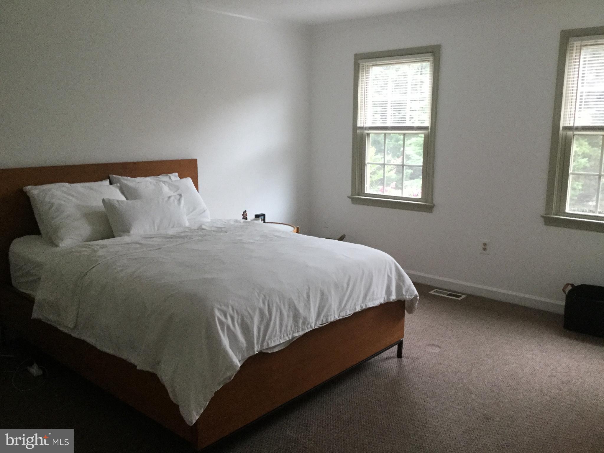 OLD GEORGETOWN VILLAGE - Residential Lease